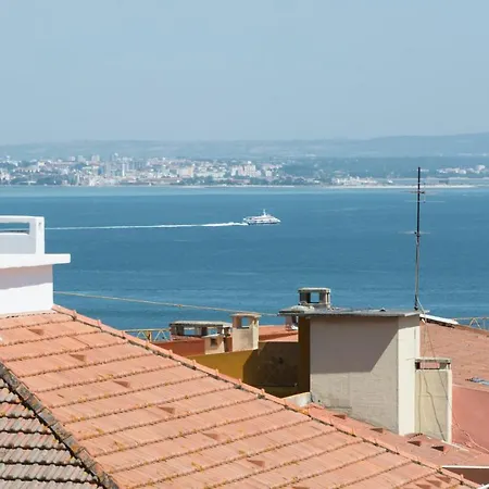 Houze 7 Bedroom Apartment In Charming Lapa Apartment